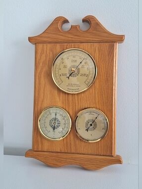 Baromaster Wooden weather station